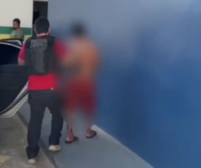 Padrasto é preso em flagrante por suspeita de estuprar enteada de 11 anos em Manaus. VEJA VÍDEO E REPORTAGEM DO '‘PORTAL DO ZACARIAS'’ AO VIVO