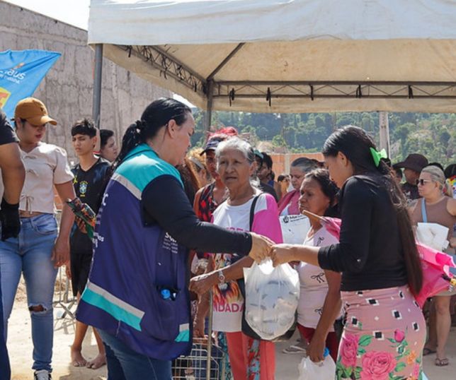 Prefeitura de Manaus distribui 57 mil peixes do programa ‘Jaraqui da Gente’ no Distrito Industrial 2 e Nova Vitória e beneficia aproximadamente 3 mil famílias