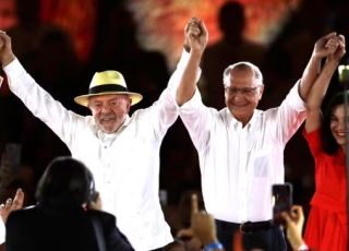 Lula promete renovar discurso para novo mandato, mas evita apresentar propostas durante convenção do PT