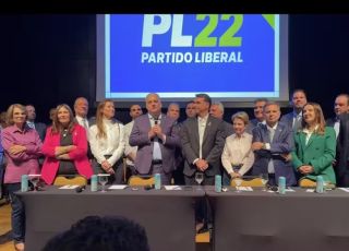 Vice de Flávio Bolsonaro já criticou o bolsonarismo: ''Não sou um Bolsonaro doente''
