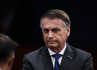 Bolsonaro solicita ao STF autorização para receber filhos no Dia dos Pais