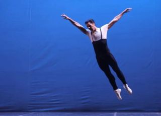Bailarino amazonense Marcelo Mourão Gomes retorna a Manaus para ministrar workshop de balé clássico