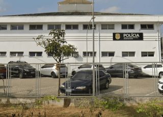 Homem é preso suspeito de jogar álcool em mulher e atear fogo nas roupas dela em São Paulo