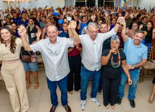 Omar Aziz promete reforçar merenda escolar e ampliar apoio à saúde mental dos professores