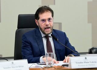 Plínio Valério reúne mais de 50 iniciativas legislativas no Senado, com quatro leis sancionadas