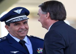 Ex-chefe da FAB diz que Bolsonaro pressionou militares após derrota eleitoral