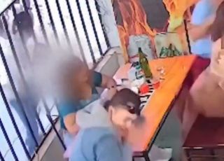 CRIME! Advogada é surpreendida por atirador dentro de restobar e execução é registrada por câmeras. VEJA VÍDEO 