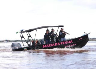 Coronel Vinícius Almeida expandiu Ronda Maria da Penha para o interior e defende ampliar lanchas para todo o Amazonas
