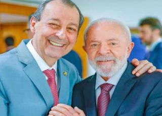 Omar Aziz quer acelerar análise da PEC que propõe o fim da escala 6×1 no Senado