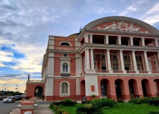 Orquestra de Câmara do Amazonas (OCA) e Orquestra de Violões do Amazonas se encontram em “Brasilidades” no Teatro Amazonas