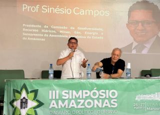 Sinésio Campos debate riquezas minerais e desenvolvimento do Amazonas em simpósio na Ufam