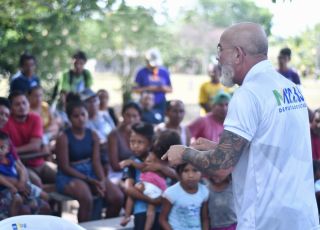 Cabo Maciel visita comunidades rurais de Maués e ouve demandas por educação e infraestrutura