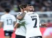 Memphis Depay volta aos gramados, dá assistência e ajuda Corinthians a avançar na Libertadores