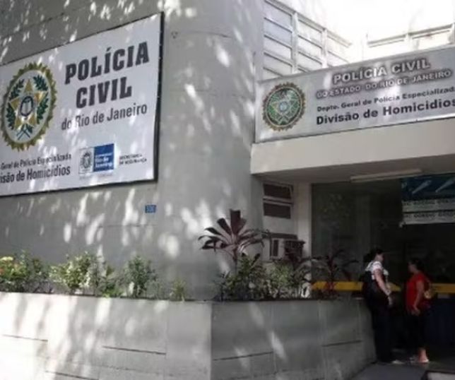 SE DEU MUITO MAL: Policial reage a assalto à luz do dia, bota vagabundo pra correr e manda criminoso direto pro inferno