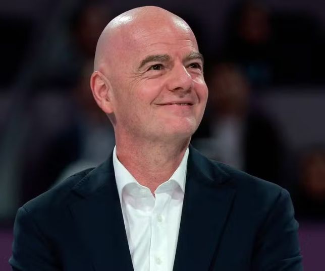 Fifa confirma candidatura de Infantino à reeleição em 2027 mesmo sob pressão