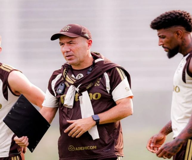 Flamengo chega ao Equador e inicia preparação para enfrentar o Del Valle