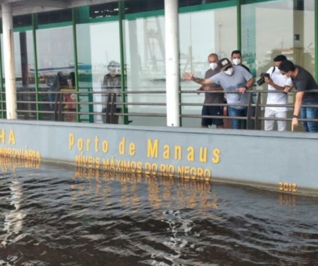 Rio Negro recua quase 1 metro em uma semana e chega a 22,95 metros em Manaus