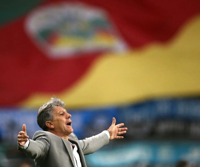 Renato Gaúcho volta ao Grêmio para quinta passagem como técnico