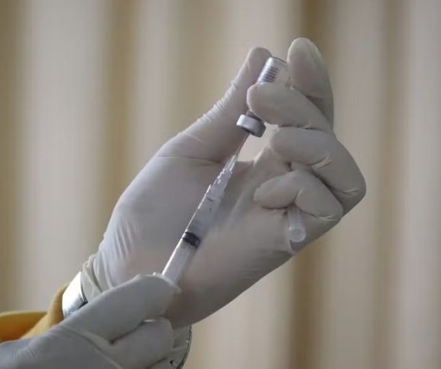 Vacinas podem trazer benefícios além da proteção contra infecções, apontam estudos
