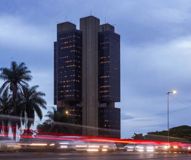 Banco Central reduz previsão de crescimento do PIB para 1,8% em 2026