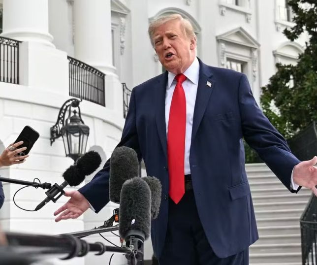 Trump rejeita proposta do Irã para reabrir Estreito de Ormuz em sete dias
