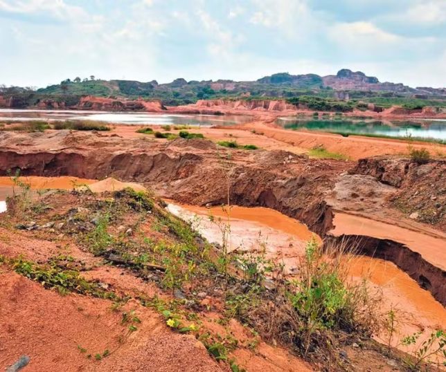 Barragem de garimpo em Rondônia acende alerta para possível impacto na bacia do Rio Madeira