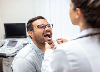 HPV e hábitos de risco elevam alerta para câncer de orofaringe, que afeta mais homens