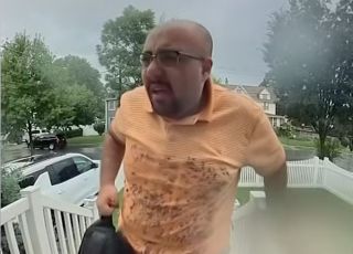 Homem é atingido por raio nos EUA a caminho do dentista e volta para casa ileso. VEJA VÍDEO