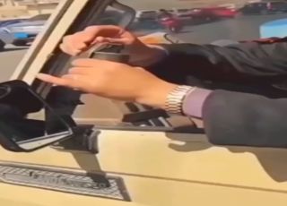 Homem retira pino de granada durante conversa e provoca explosão no Iêmen. VEJA VÍDEO