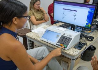 TRE-AM vai auditar 23 urnas eletrônicas durante o primeiro turno das Eleições 2026
