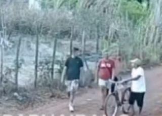 Homem morre após ser atropelado por motocicleta ao voltar de festa no Piauí. VEJA VÍDEO