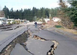 Estudo alerta para possível sequência de terremotos que poderia atingir milhões nos EUA