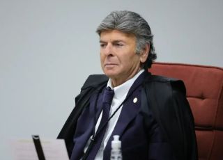 Fux suspende decisão de Dino e restabelece retirada de posts sobre Nossa Senhora