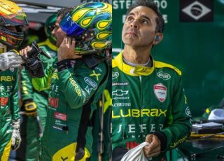 Antonio Pizzonia volta à Stock Car, larga em último e termina prova em 14º após punições