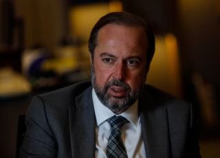 Mensagens de Daniel Vorcaro mostram proximidade com ministro de Lula e plano envolvendo Enel e Light