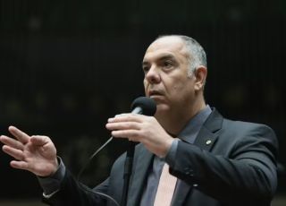 Deputado que foi vice-presidente do Flamengo tenta alterar MP das bets para tirar apostas esportivas da proibição
