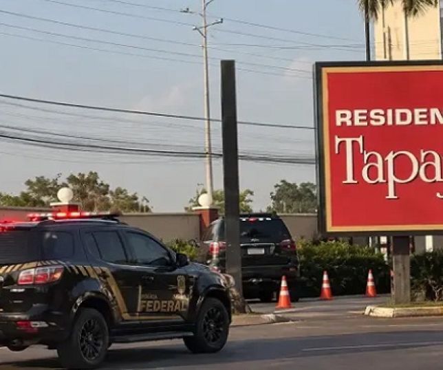 Polícia Federal e Gaeco também cumpriram mandado de busca e apreensão no Condomínio Residencial Tapajós, bairro Tarumã, Zona Oeste de Manaus