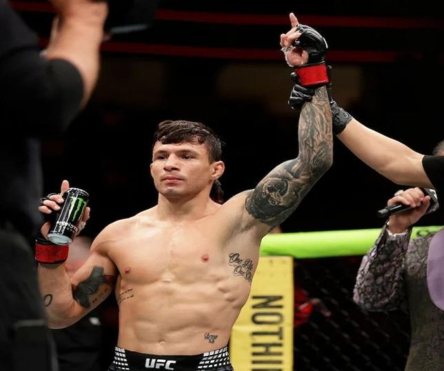 Alessandro “Nono” Costa encara revanche contra Albazi de olho no top 10 do UFC