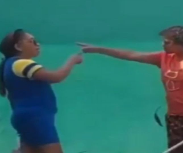 Briga entre mulheres causa confusão em escola durante votação em Manaus. VEJA VÍDEO