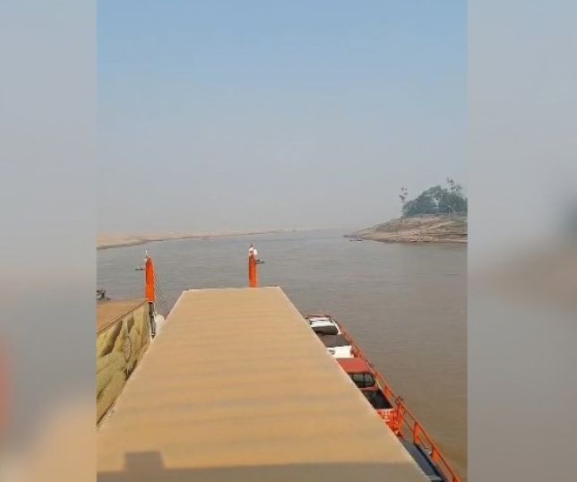 Seca avança no Amazonas, dificulta navegação e faz balsas reduzirem velocidade nos rios. VEJA VÍDEO