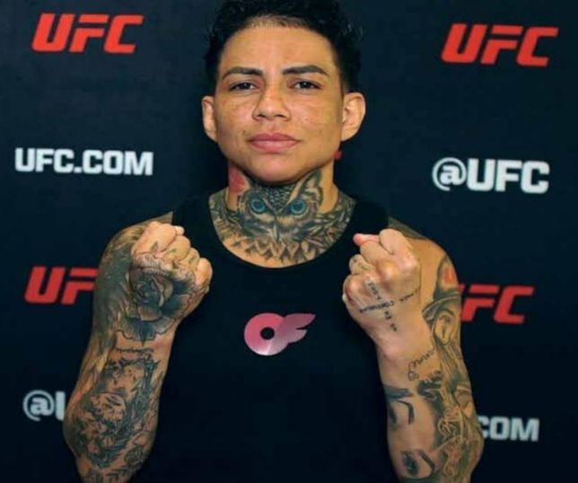 Ketlen Esquentadinha encara rival do top-15 do UFC e mira entrada no ranking mundial neste sábado