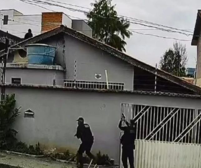 Perseguição termina com dois suspeitos mortos, armas apreendidas e policial ferido no Pará. VEJA VÍDEO