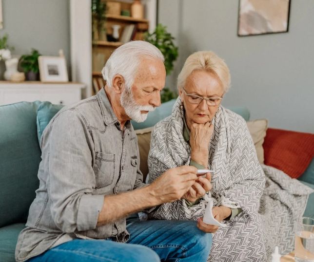 Creatina, ômega-3 e vitamina B12: veja se é necessário tomar suplementos após os 40 anos