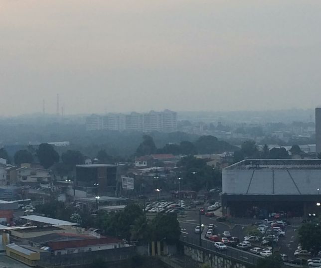 Fumaça em Manaus é risco para todos: infectologista dá dicas de proteção e alerta para sintomas