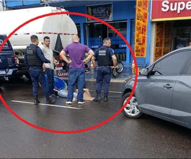 Motociclista fica gravemente ferido em mais um acidente no ‘cruzamento da morte’, na Zona Leste de Manaus