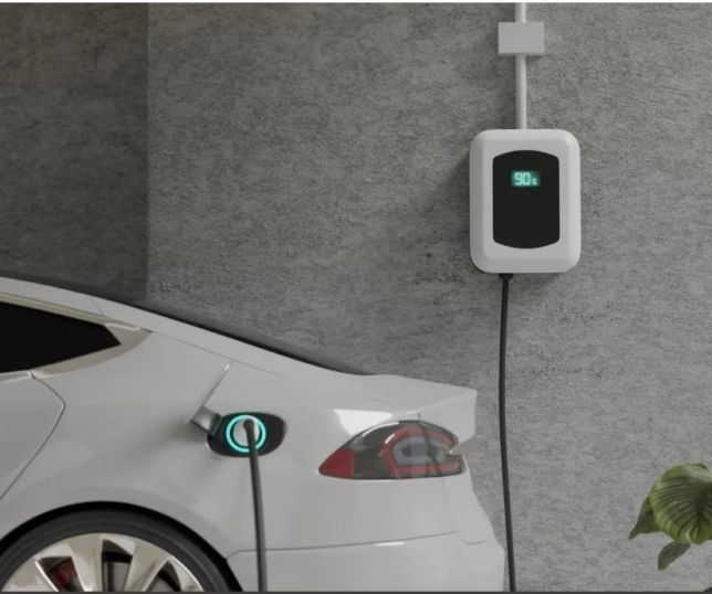 Carros elétricos podem provocar mais enjoo nos passageiros; entenda o motivo e como evitar