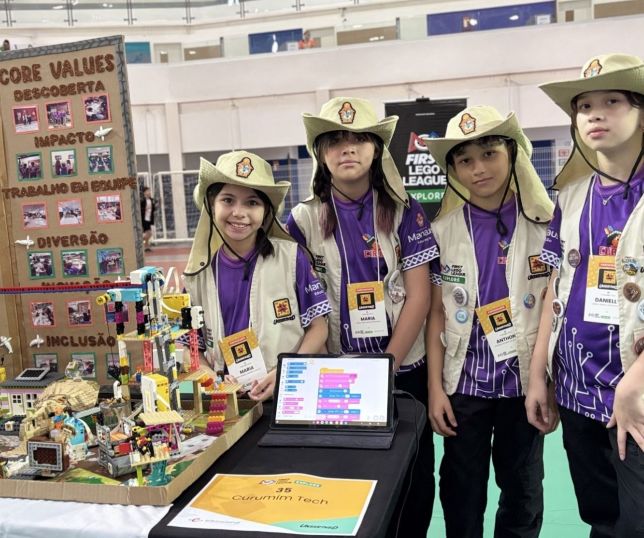 Equipe de robótica da rede municipal de Manaus representa o Amazonas em festival nacional no Rio de Janeiro e leva prêmio ‘Inovação’