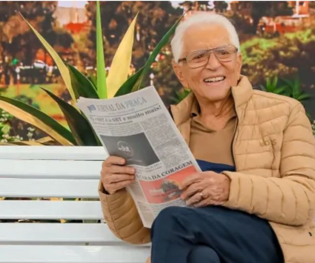 Carlos Alberto de Nóbrega passa por cirurgia cardíaca e segue internado em São Paulo