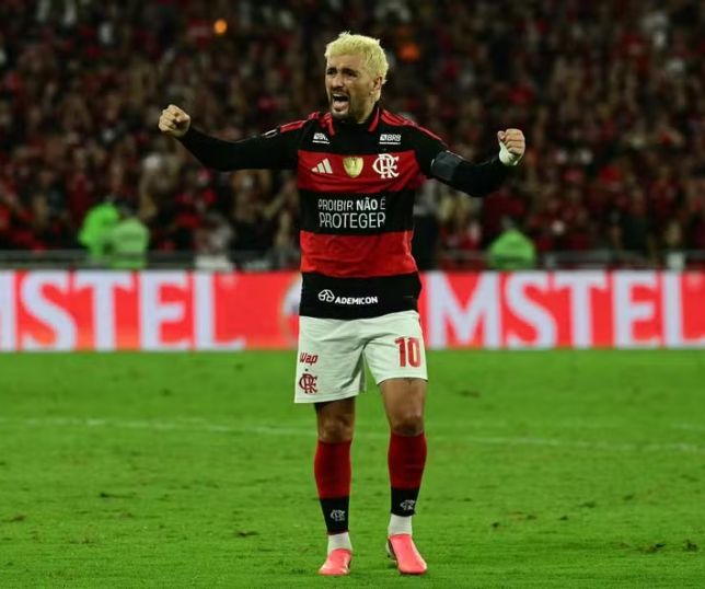 Flamengo pode receber multa da Conmebol por mensagem “Proibir não é proteger”