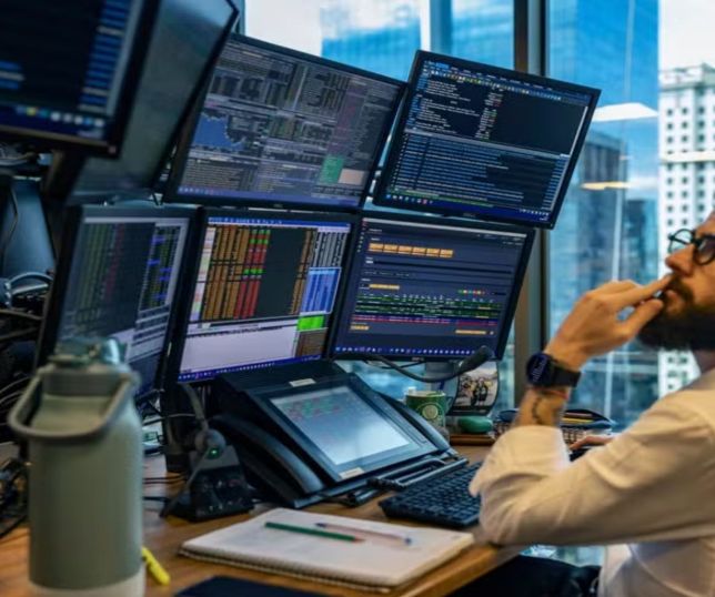 Vitória de Lula provoca turbulência no mercado, leva dólar a R$ 5,40 e derruba Bolsa